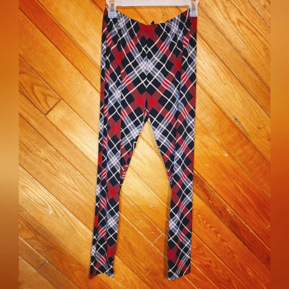 Mimozzas red, black, and white plaid leggings size large